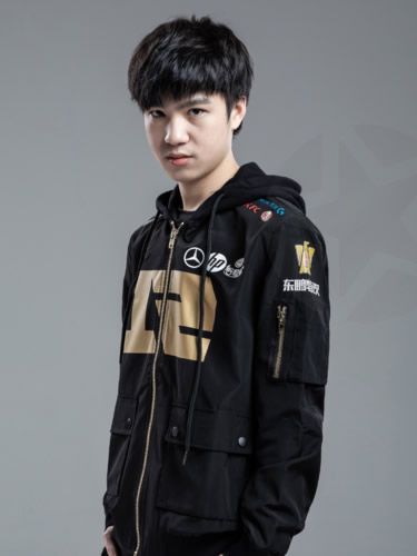 Letme严君泽