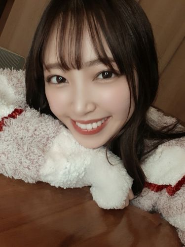 加賀美さら(Sara Kagami )