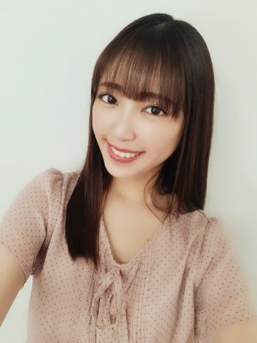 加賀美さら(Sara Kagami )