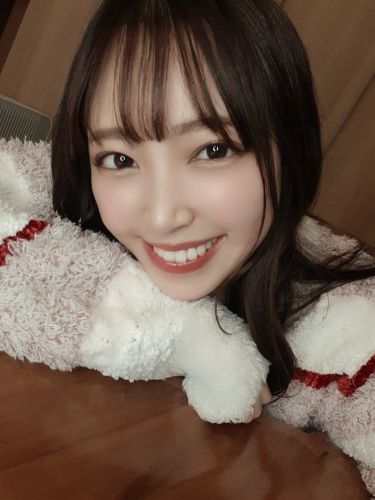 加賀美さら(Sara Kagami )