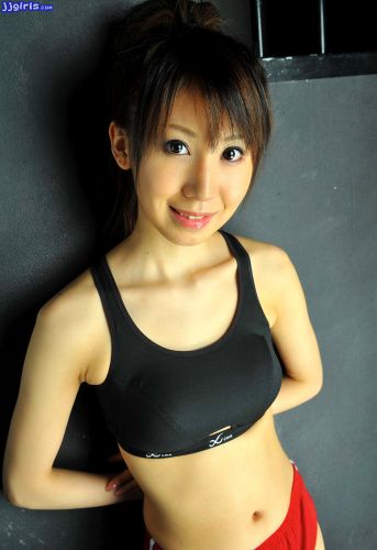 小林瞳