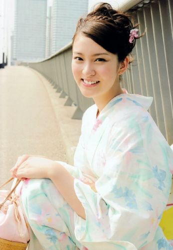 武井咲