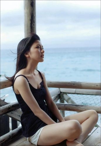 真野惠里菜