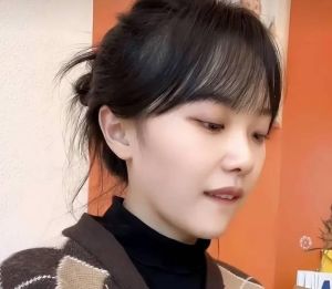 黄琼‌