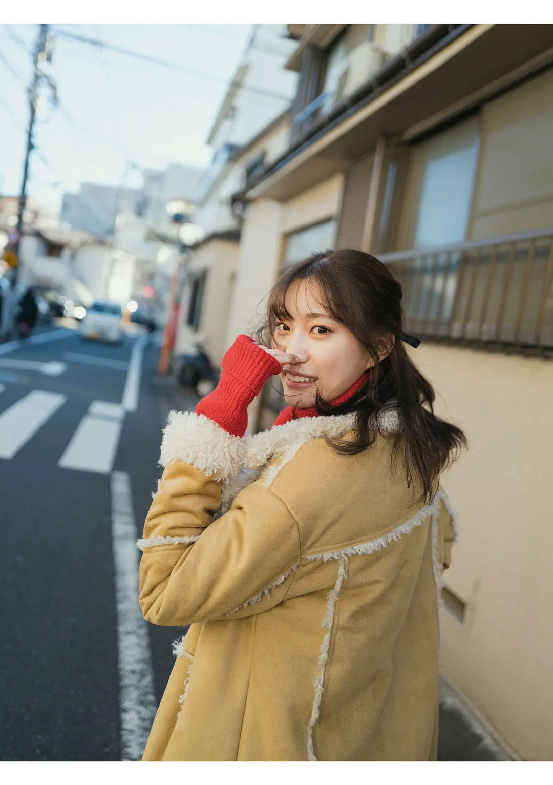 美谷朱里
