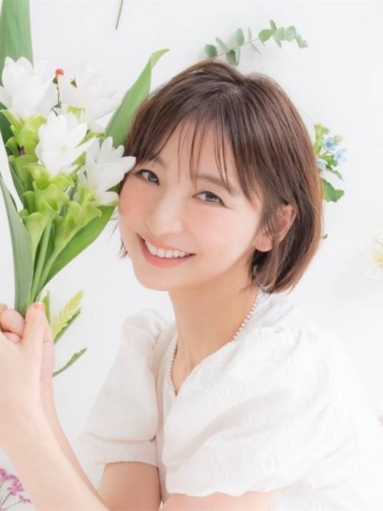 筱田麻里子