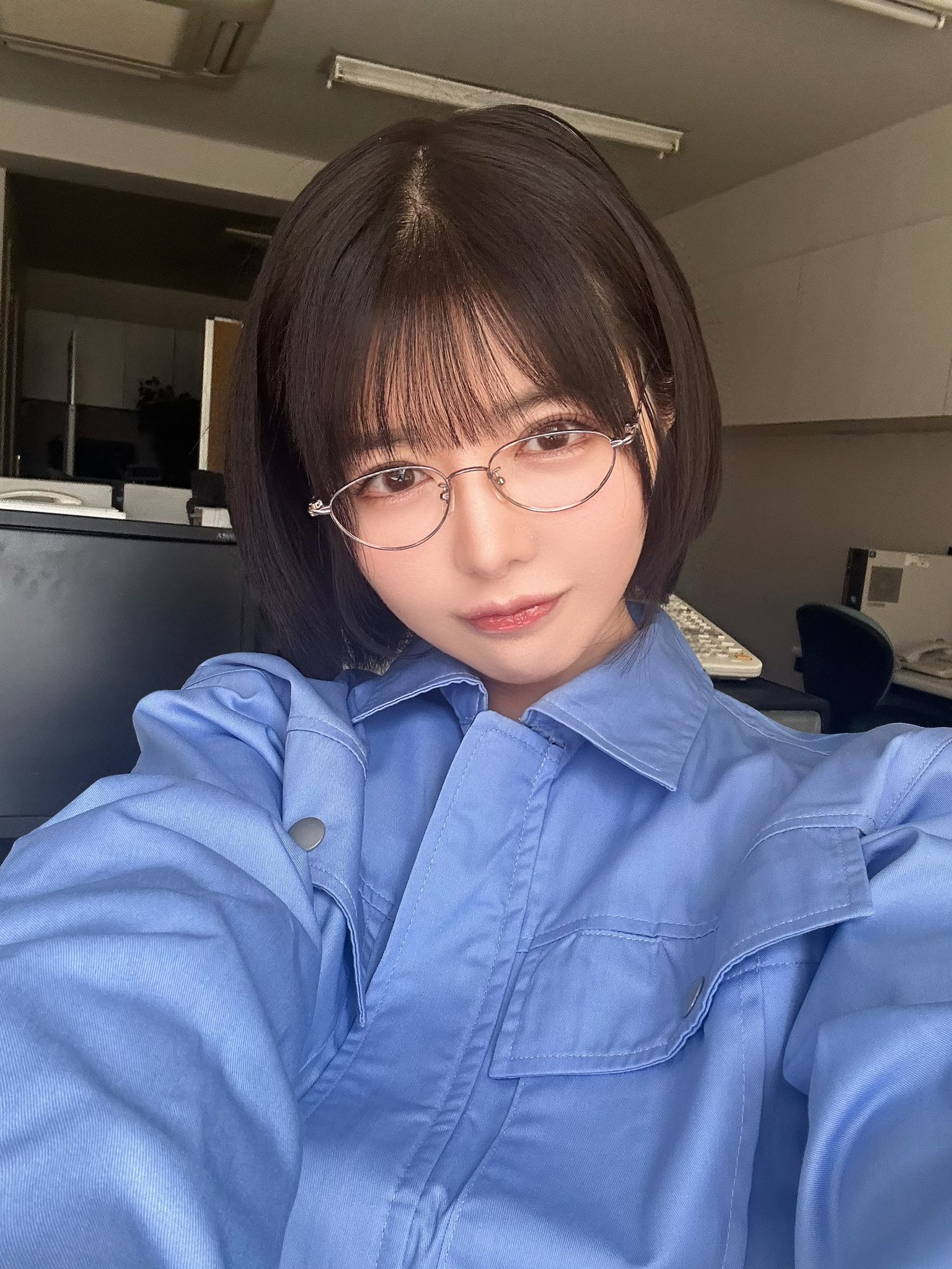 茉城まみ