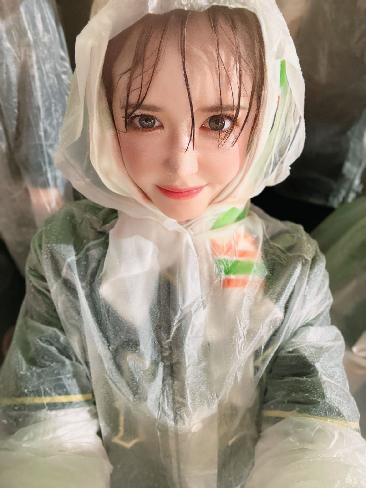 千鶴えま