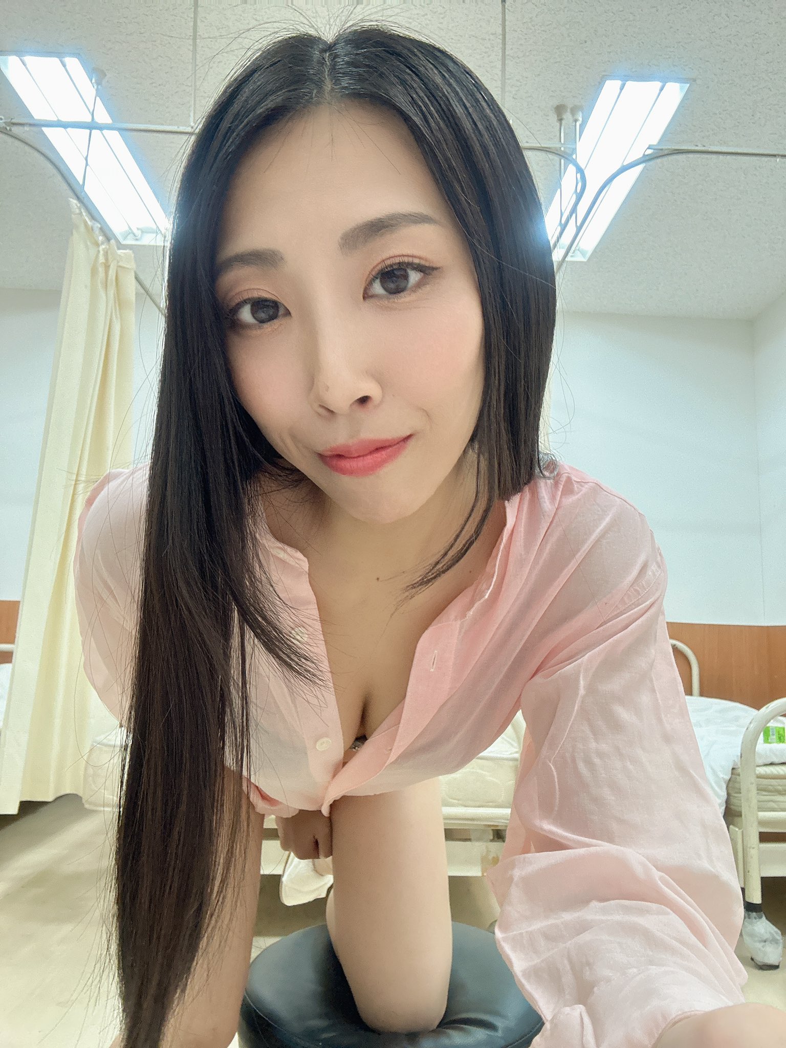岡西友美