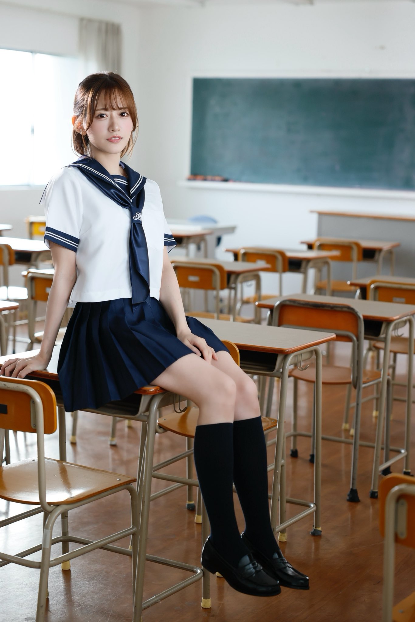 希島あいり