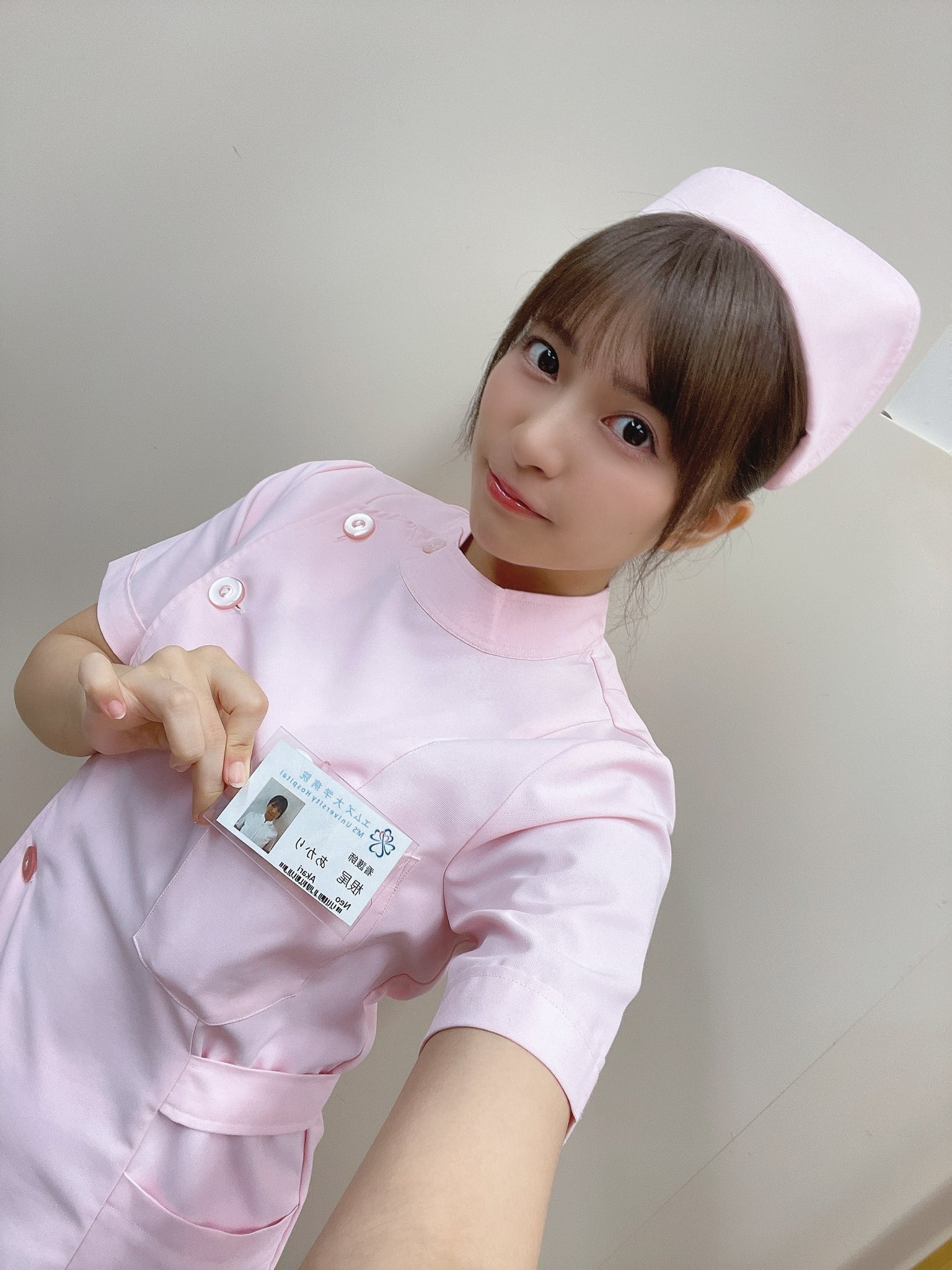 根尾あかり