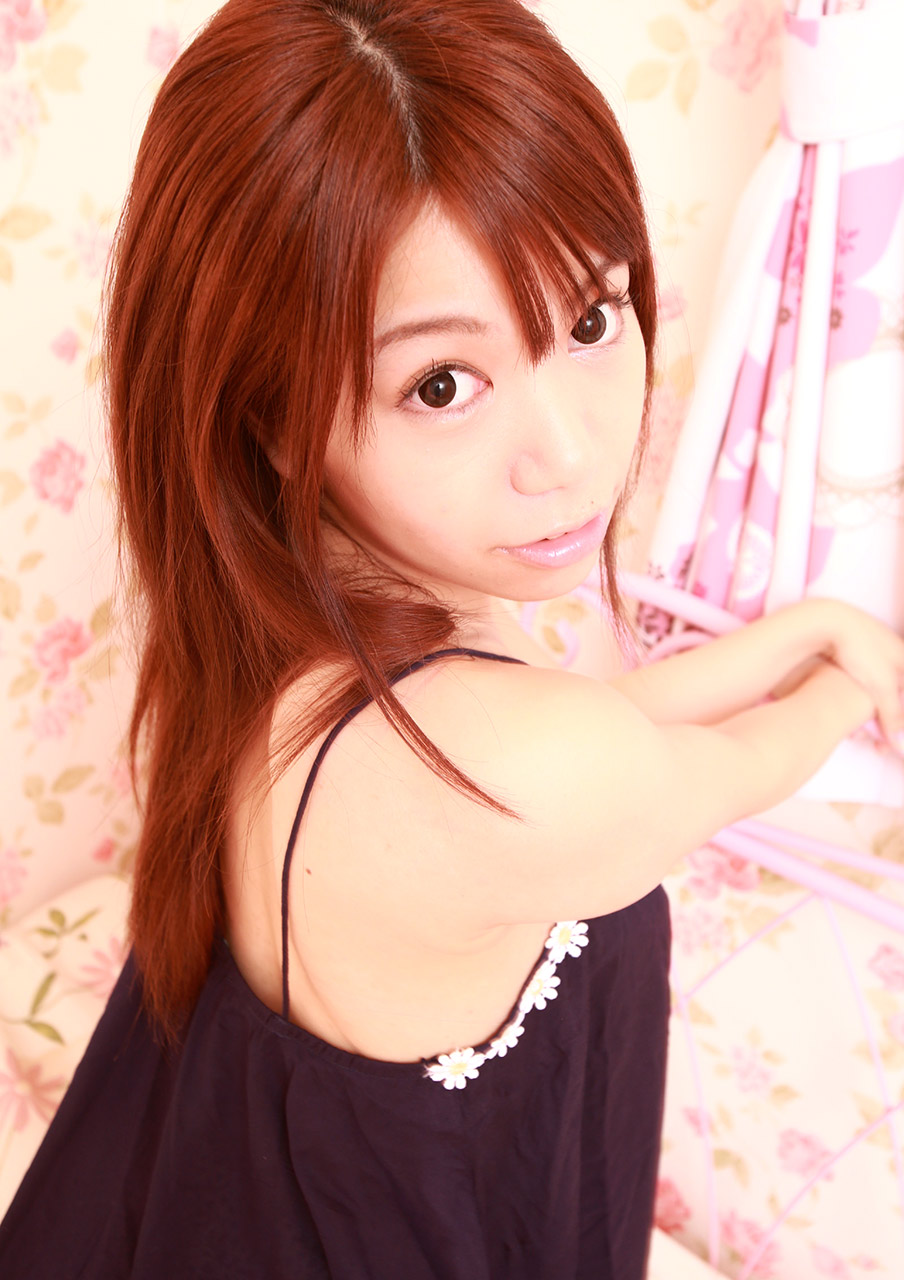 芹野莉奈