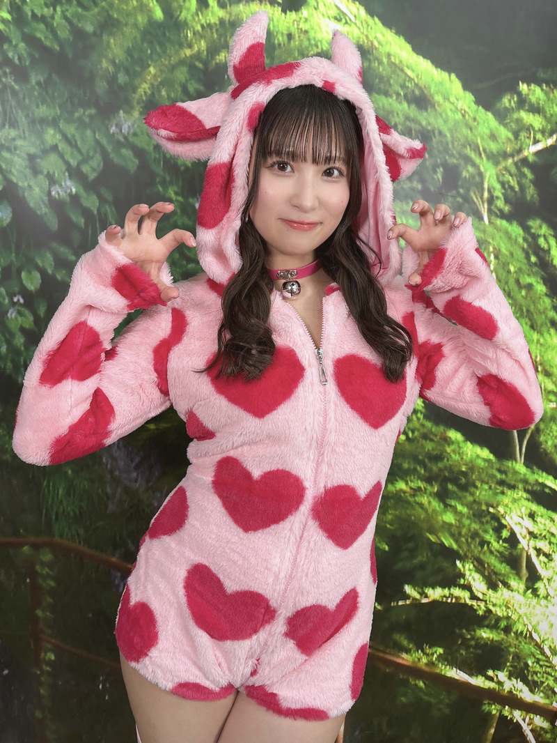 栄川乃亜(荣川乃亚)