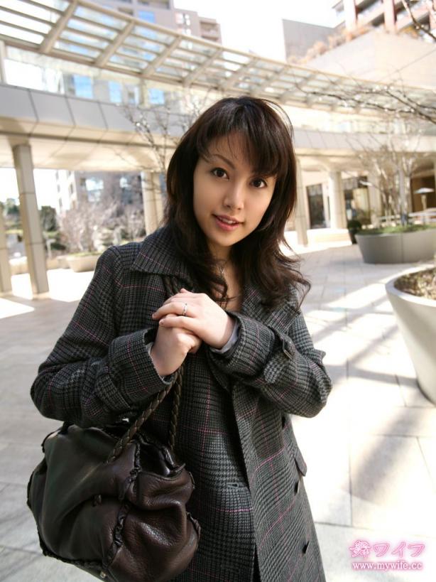 篠崎知佳(中野梓咲)