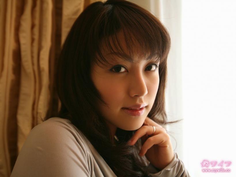 篠崎知佳(中野梓咲)