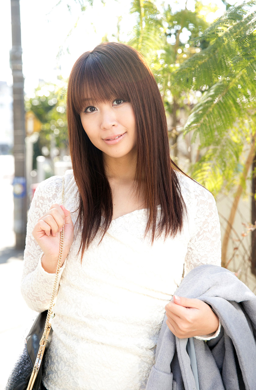 綾瀬真央(MaoAyase)