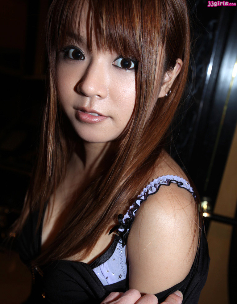 栗崎桃子(MomokoKurisaki)