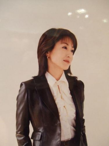 高岛礼子