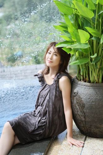 高岛礼子