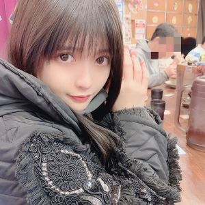 爱泽莲