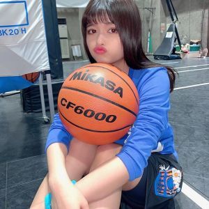 爱泽莲