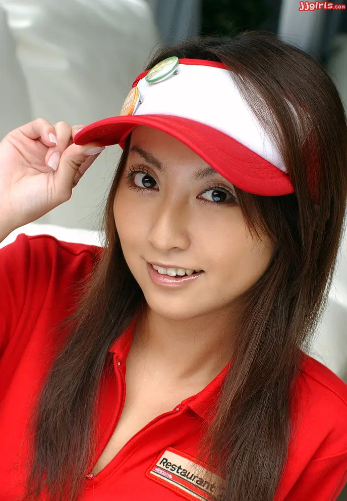 青木玲