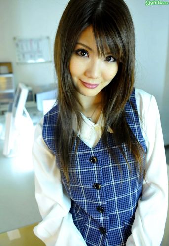 山崎真衣子