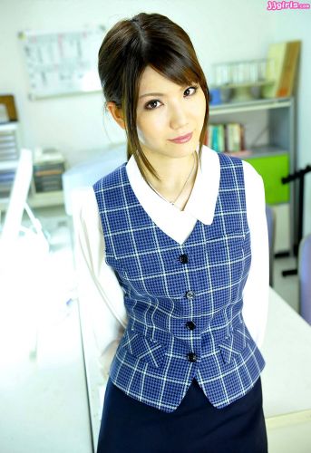 山崎真衣子