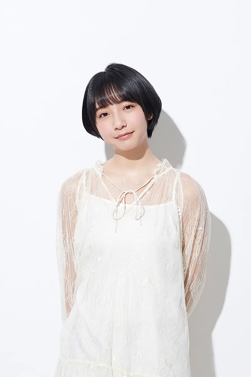 山之内铃