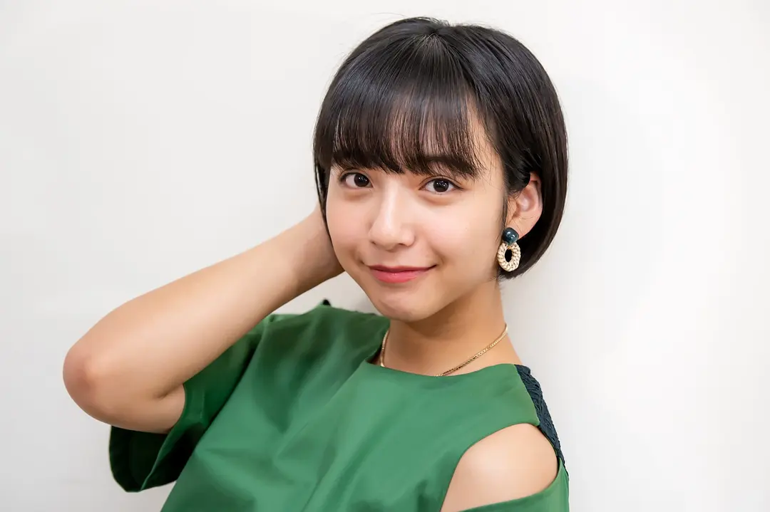 山之内铃