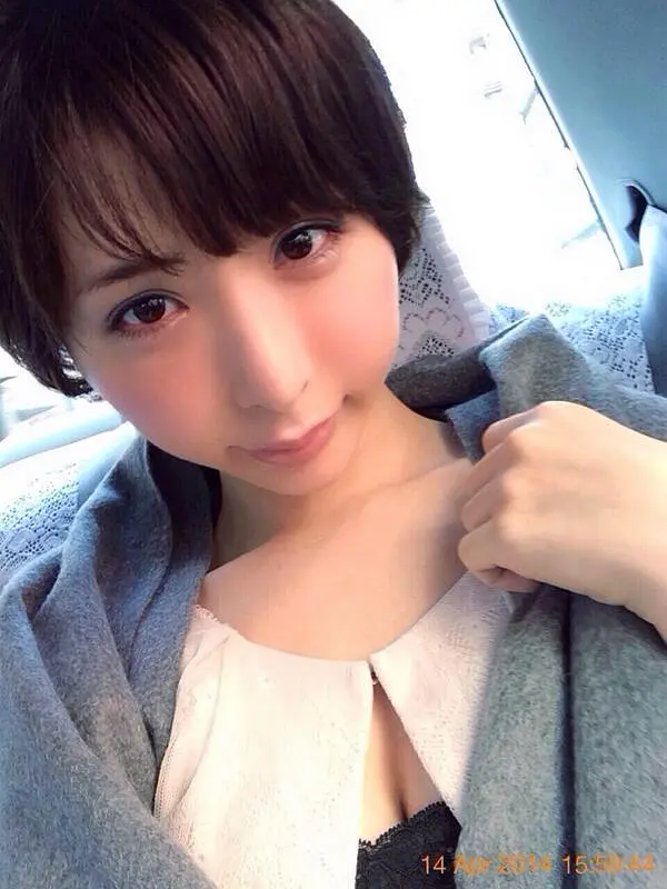 大沢佑香