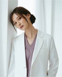 能见真优华（能見真優華）