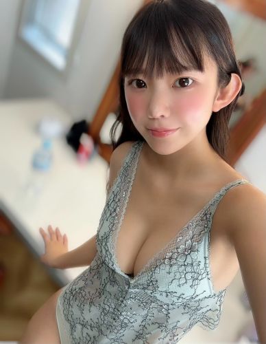 长泽茉里奈