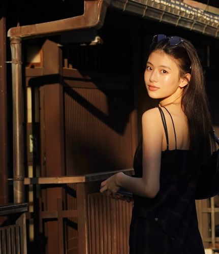 出口夏希