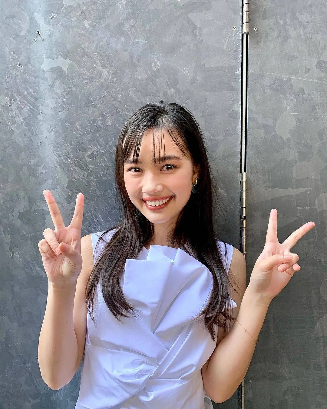 新井舞良（Arai Myra）