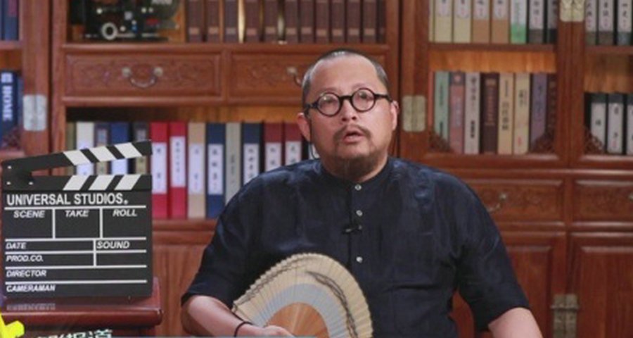 《鹦鹉话外音》视频截图
