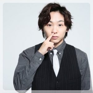 须贺 健太