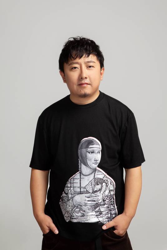 李栋