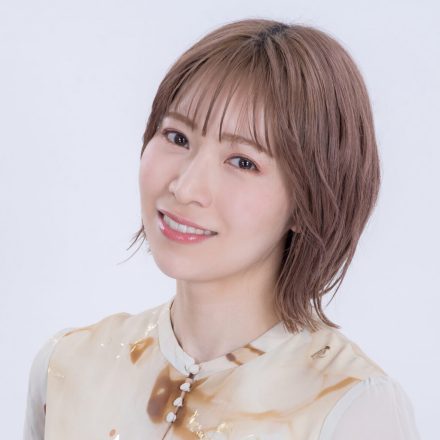 青木琉璃子 