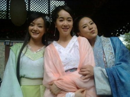 2010《又见白娘子》饰演：朱雀