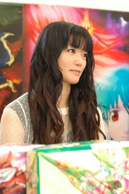 远藤绫