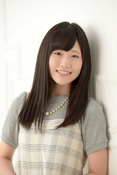 长谷川育美