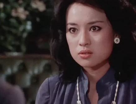 《明智小五郎美女系列5：黑水仙的美女》饰演待子