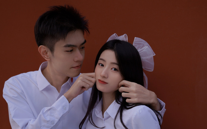 靖佩瑶和吕妍