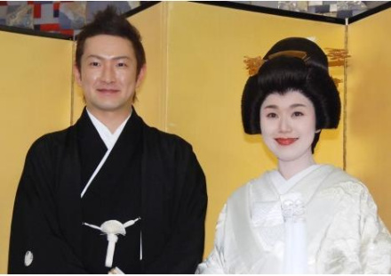 中村狮童和妻子小川纱织