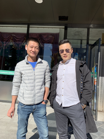 李冠志和导演严华