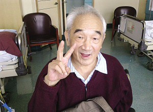 严顺开在医院乐观接受治疗