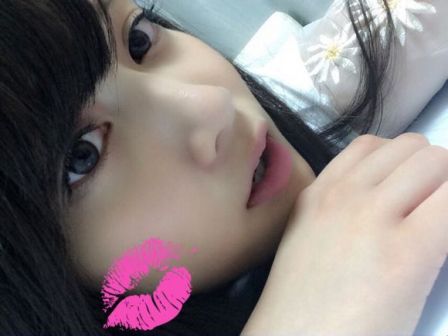 入山杏奈自拍