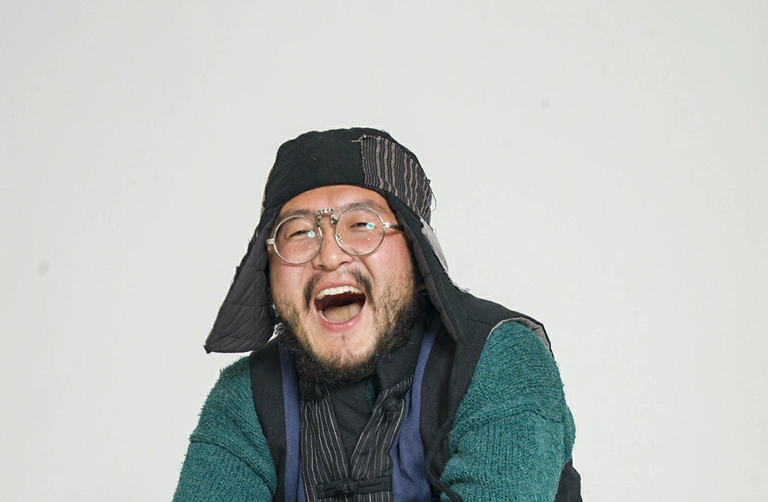 张尕怂