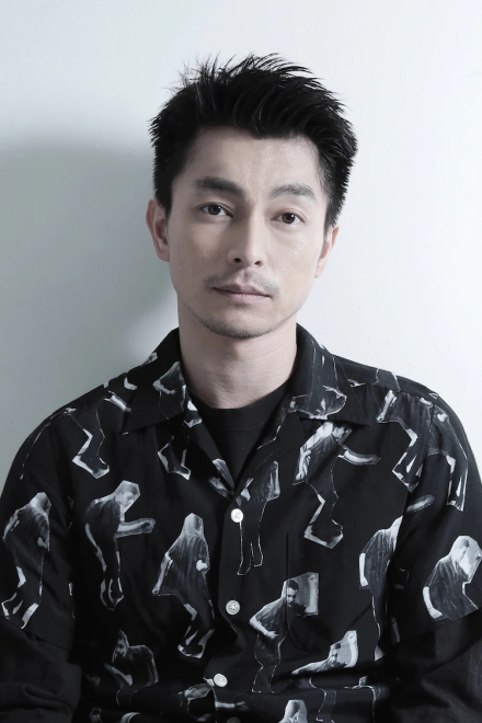 遠藤雄弥近照